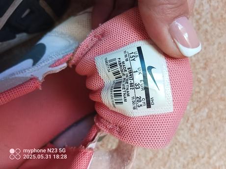 Tenisky zn."nike" vel."33", nike,33
