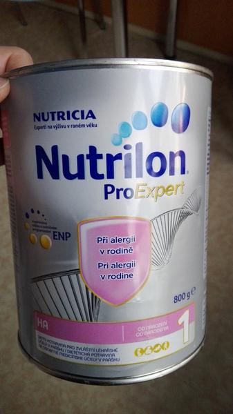 Vadné balení Nutrilon HA, plechovka byla zrezivělá