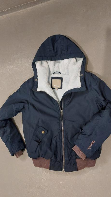 Zimní bunda, bench,140