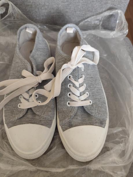 Tenisky do tělocvičny,vel.34, pepco,34