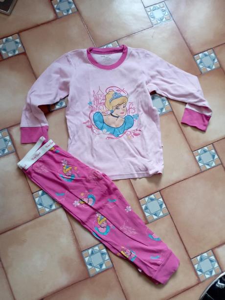 Pyžamo - 110/116, 110