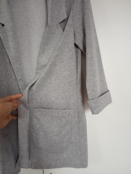 Šedý blejzr s kapsami, new yorker,xs