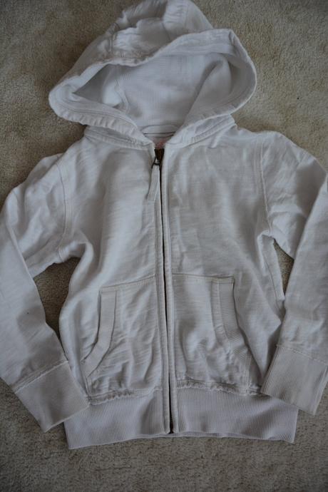 Dvě bílé mikiny na zip, next,104