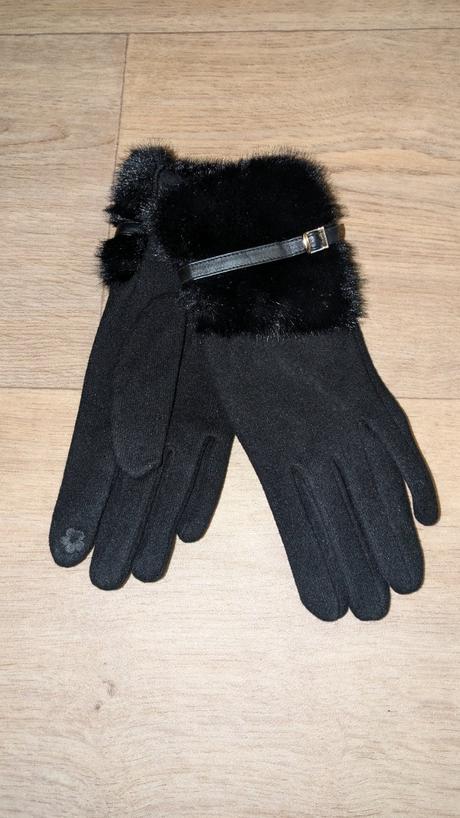 T488 zimní dámské dotykové rukavice vel. m,