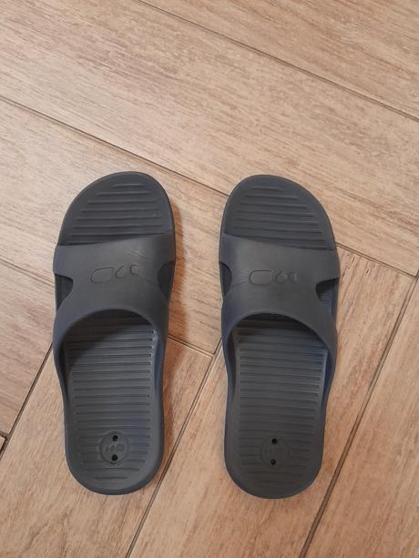 Chlapecké pantofle zn. decathlon, vel. 35-36, nabaiji,36