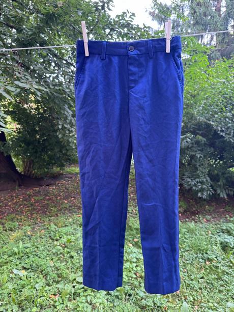 Společenske kalhoty, 134