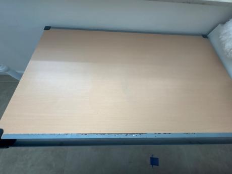 Stul na psaní pro děti výška je nastavitelná,