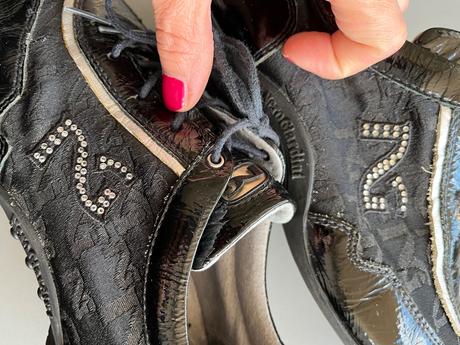 Černé lesklé elegant tenisky nero giardini vel 36, 36