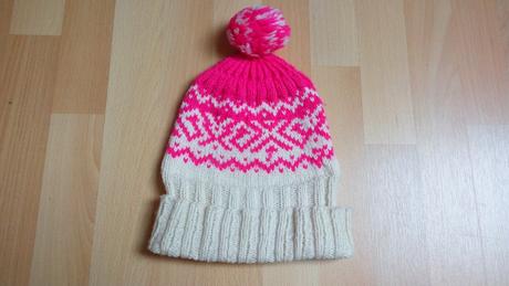 Retro zimní čepice - růžovo-smetanová, 134