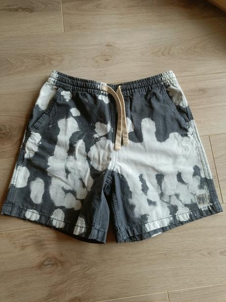 Kraťasy, velikost 28, sinsay,28