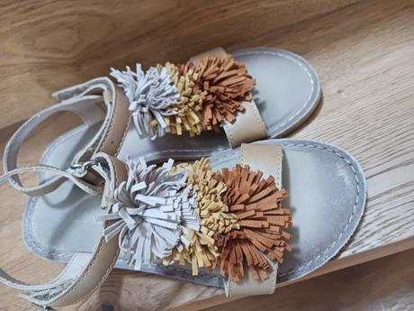 Sandálky č.32 pohodlné top stav., 32