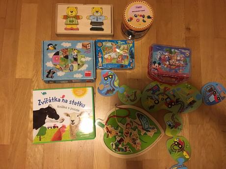 Kostky,puzzle,šití,navlékání,vkládačka, 