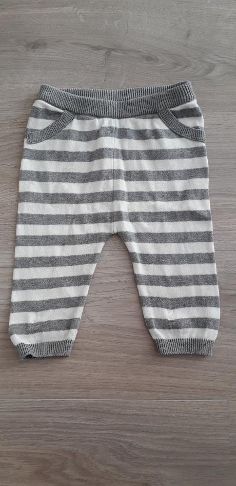 1128 - úpletové tepláčky, topomini,68