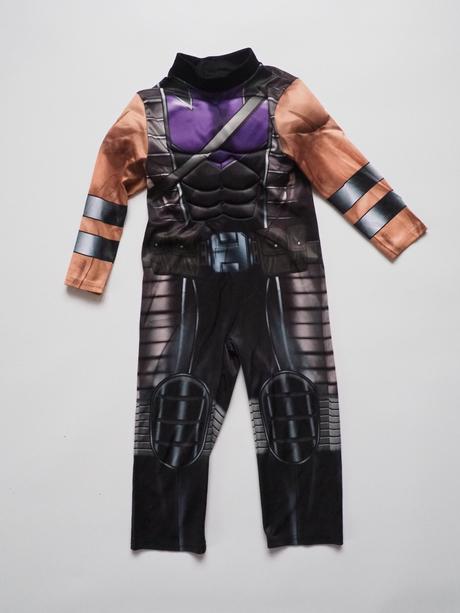 Kostým hawkeye vel 104,