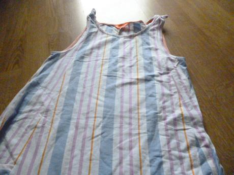 Pruhaté šaty vel. 10-11, 146