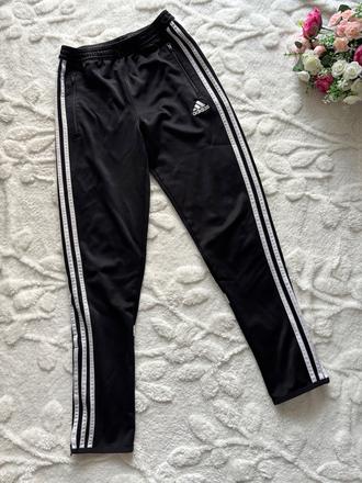 Černé  tepláky - v.11/12 let, adidas,152