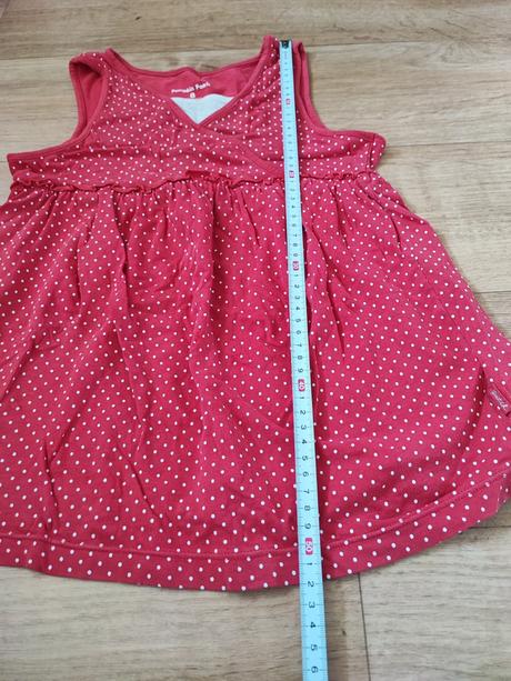 Puntíkovaná tunika, 134