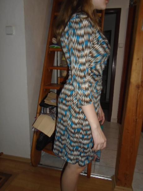 Krásné luxusní šaty křížení vel s, s