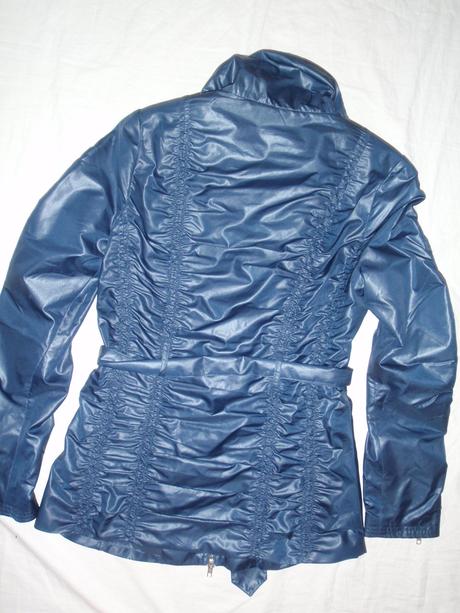 Luxusní tmavomodrý kabát, l