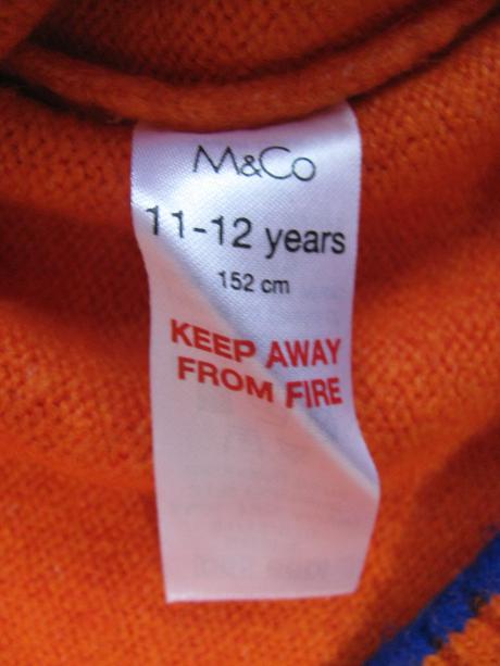Oranžový svetr s našitými flitry, m&co,152