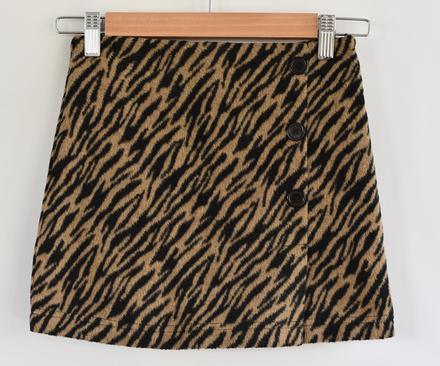 Sukně vel. 8 let, matalan,128