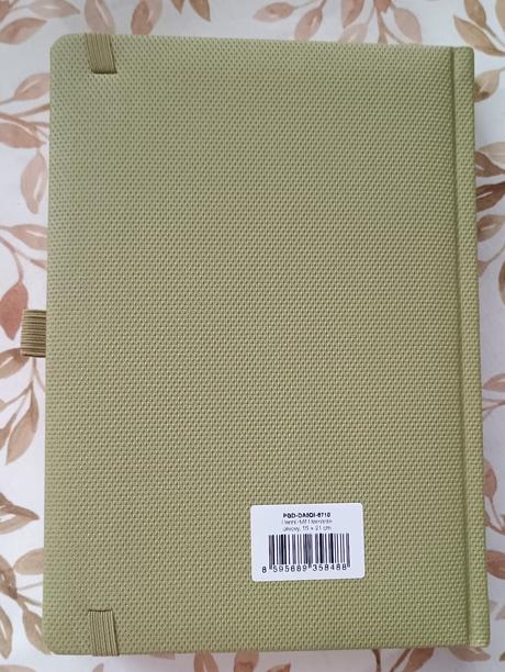 Nový diář na rok 2026 olivový,