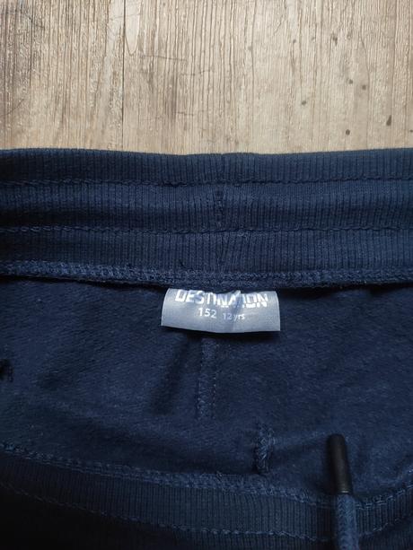 Tepláky 146/152 nové, 152