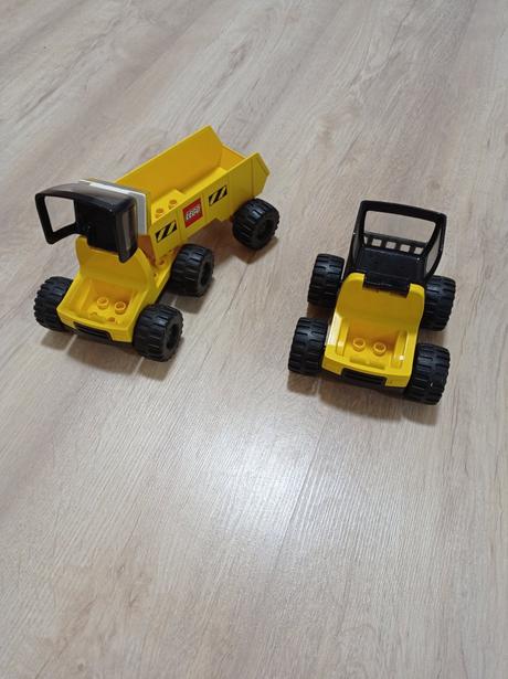 Lego duplo auta,