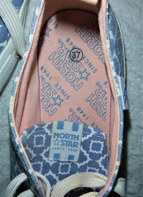 Klasické tenisky s originál. potiskem-vel.37, 37