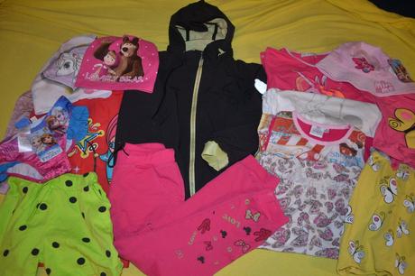 13ks dívčí oblečení v.116,soft.bunda,plavky,krať, 104–116