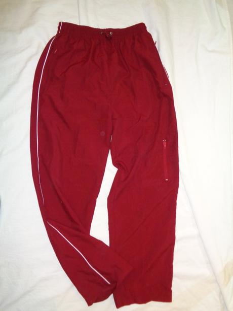Jahodově červené šusťákové sportovní kalhoty s/m, s