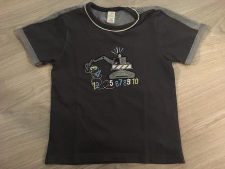 Triko s bagrem, adams,104