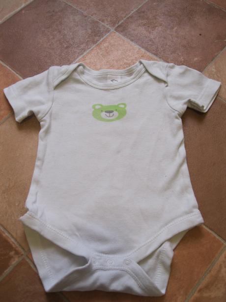 Bílé body s medvídkem, baby club,68
