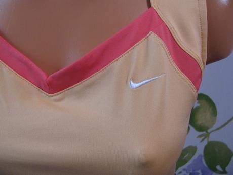 Sportovní meruňkové pružné tričko nike, nike,m