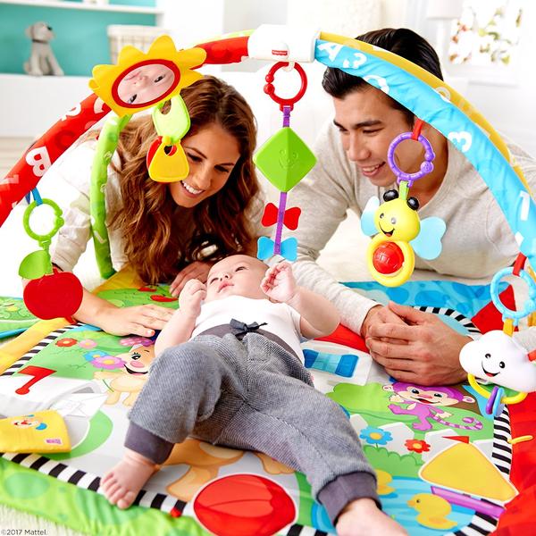 Hrací dečky pro nejmenší - máte je doma?