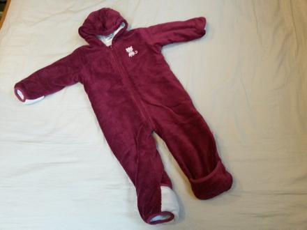 Plyšová kombinéza, 80