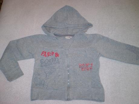 Velmi pěkná bavl. mikina s kapucí, 134