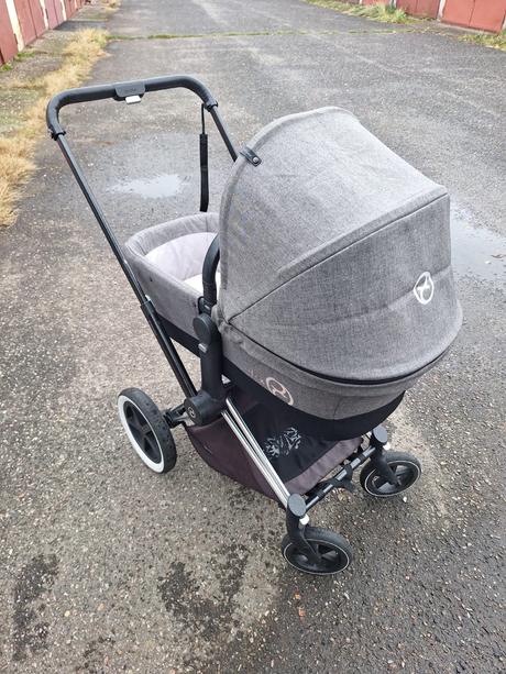 Dětský kočárek s bohatou výbavou, cybex,cybex priam se sedadlem lux seat
