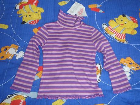 Proužkovaný rolák, zn. topo - vel. 104,, 104