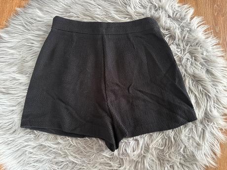 Kraťasová sukně, zara,m