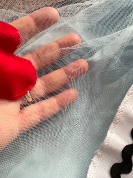 An13/ kostym alenka z říše divů - v.104,