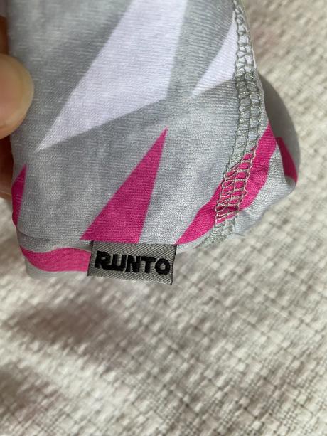 Běžecká/sportovní čepice, obvod 49 cm, zn. runto,