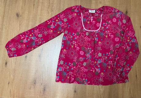 Růžová halenka, 140