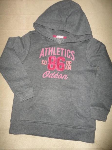 Krásná mikina s kapucí, vel. 134/140, 140