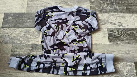 Pyžamo chlapecké plyš/samet 116/122, 116