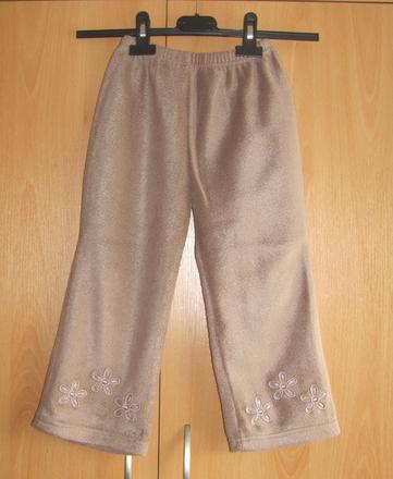 Hnědé flaušové kalhoty, 110