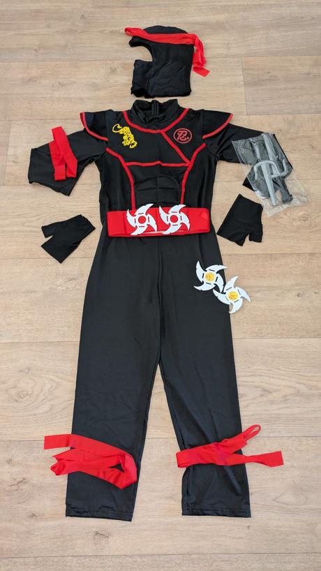 Ka268 karnevalový kostým ninja na 10 - 12 let,