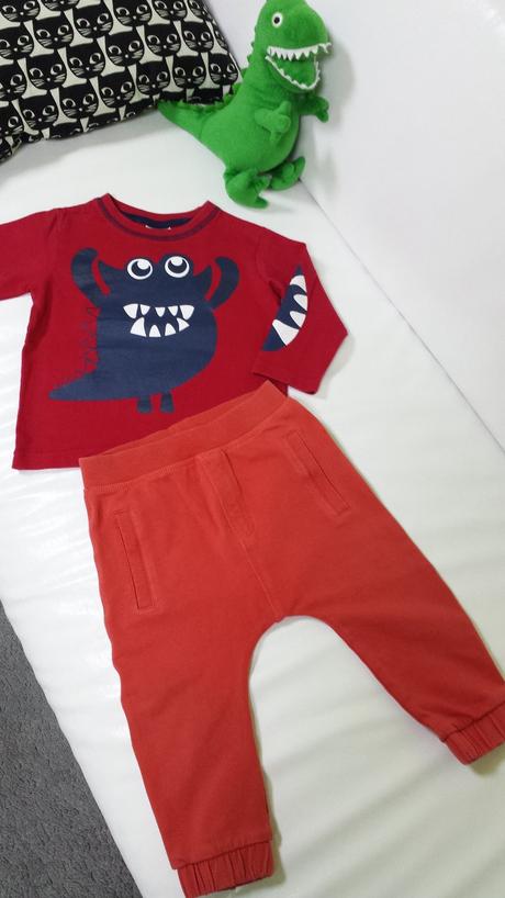 Tricko a teplacky, marks & spencer,80