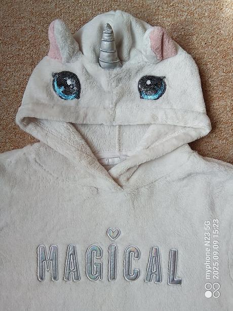 Mikina chlup zn."h&m" vel."146-152", h&m,146