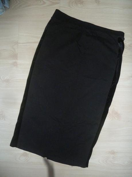 Pouzdrová pružná sukně, s